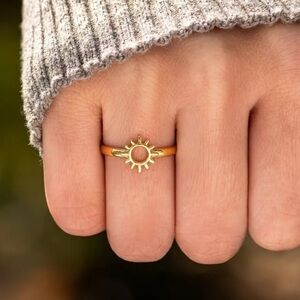 Gold over Sterling Silver Sun Ring Size 6